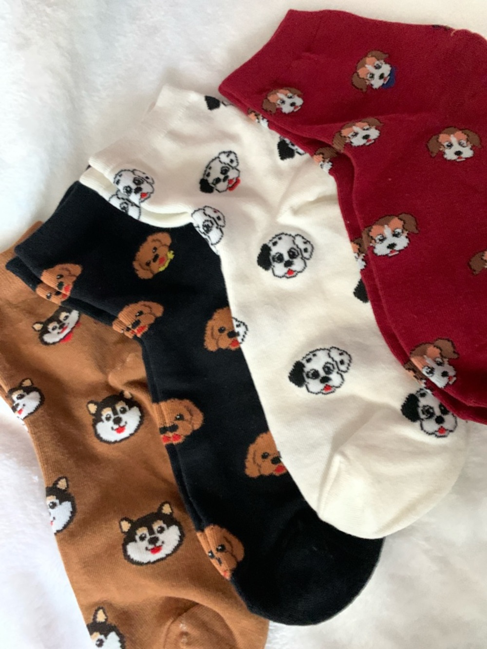 Dog Pattern socks in Brown, Black, Cream, Red - Picture 4 of 11